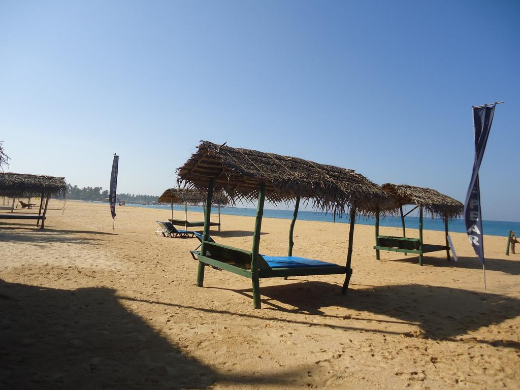 Whitepearl Beach Hikkaduwa Buitenkant foto