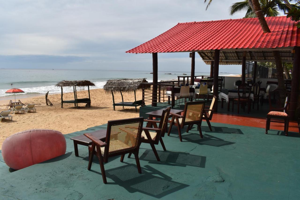 Whitepearl Beach Hikkaduwa Buitenkant foto